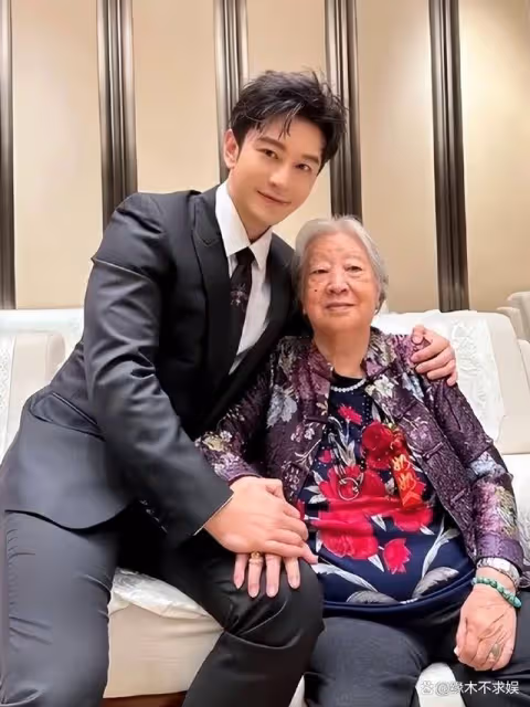 黃曉明斬獲金爵獎影帝！感謝兒子小海綿，葛優落選表現高情商！