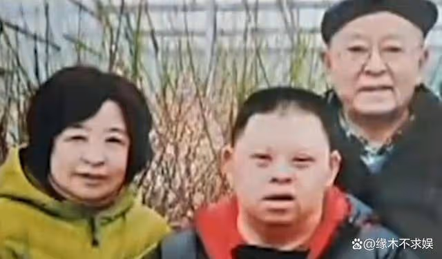 老藝術家王鐵成去世！痴呆兒子今年54歲了，知情人曝近況！