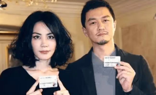 李亞鵬:我那前妻王菲「抽菸喝酒打麻將」,卻是世上頂好的媽媽