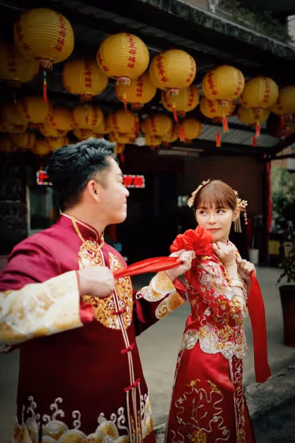 Junior林萱瑜訂婚穿「龍鳳褂」寵妻對話曝！網友：歡迎成宜蘭女婿