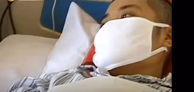 回顧:09年64歲教師為42歲白血病女兒發出求救,含淚為其挑選壽衣