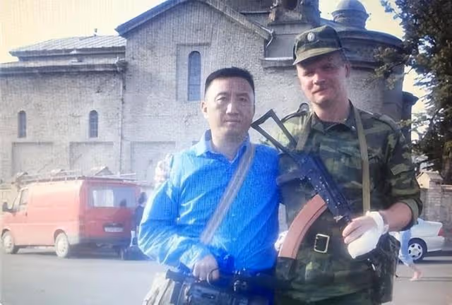 回顧:俄士兵救中國記者犧牲,記者為報恩直接娶其妻十年後卻離婚