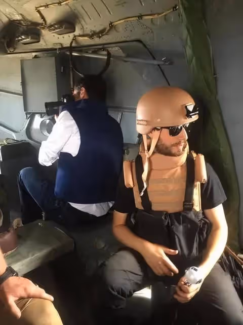 回顧:俄士兵救中國記者犧牲,記者為報恩直接娶其妻十年後卻離婚