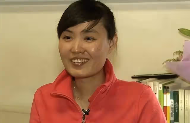 回顧:教師救學生雙腿被截肢,獲捐款1000多萬的她12年後感慨萬千