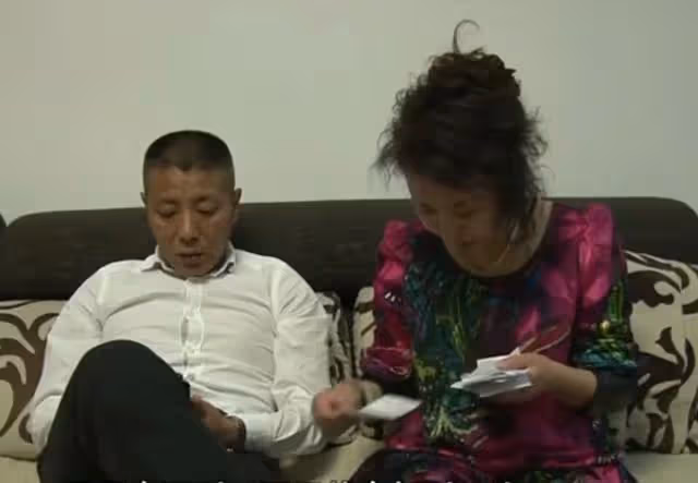 回顧富家女：一頓早飯300塊、鞋子穿3次就扔，曾用啤酒瓶打老師