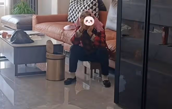 兒子接母親進城享福,母親總是無精打采,回到老家騎著三輪車飛奔