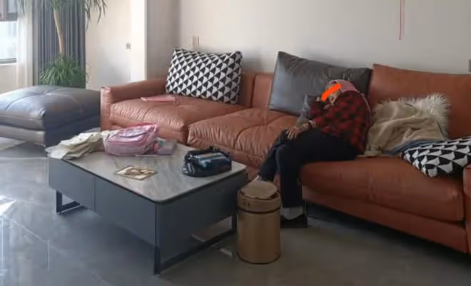 兒子接母親進城享福,母親總是無精打采,回到老家騎著三輪車飛奔