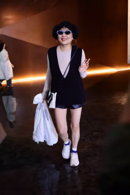 「迪斯科皇后張薔」不穿亮片服裝也好看，衣身打扮有氣質，不顯老