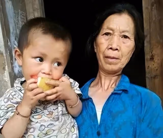 回顧：14年孕婦車禍身亡，孩子卻奇蹟降生，後來發生了什麼？