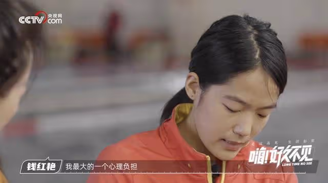 回顧:她4歲失去雙腿靠半個籃球走路!曾經那個小女孩如今怎樣了