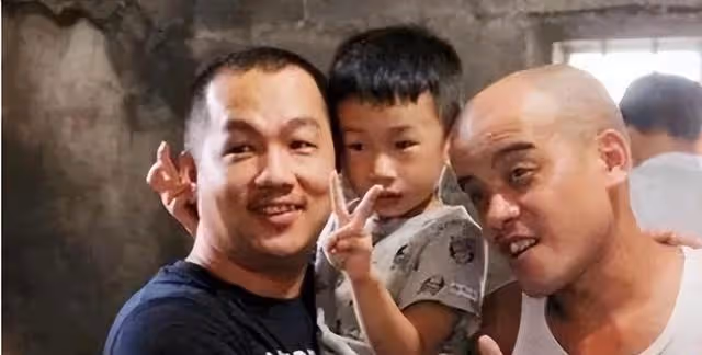 回顧光頭強馮加六:因熊出沒爆火都說他住別墅娶嬌妻,現在咋樣