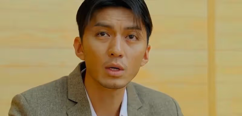 TVB一線男星袁偉豪淪為男配角,因拍劇過度減肥,顏值斷崖式下滑