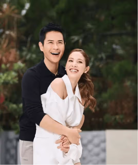 老夫少妻生活甜蜜!TVB知名視帝與內地平台合作新電影,被網友嘲笑有老人味