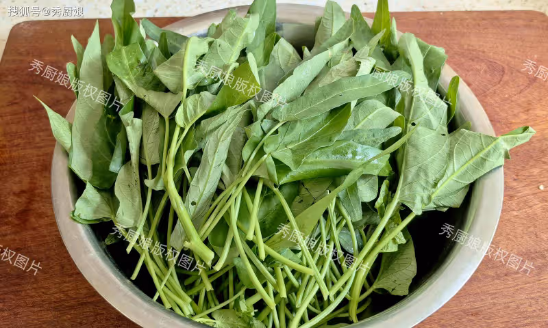 夏天多吃這「鹼性菜」,一吃養肝明目,二吃防貧血,三吃排毒通便