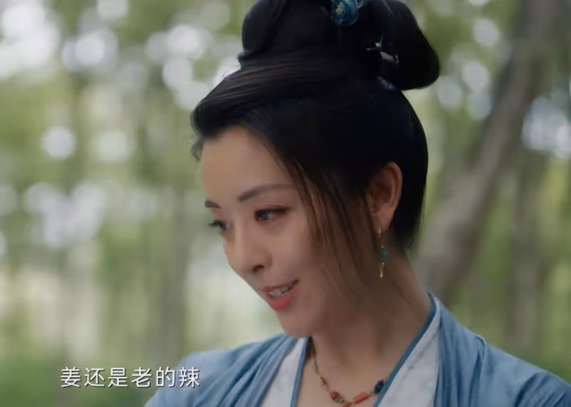 作配20年,給小9歲女演員當「媽」,殊不知這是她的「清醒」