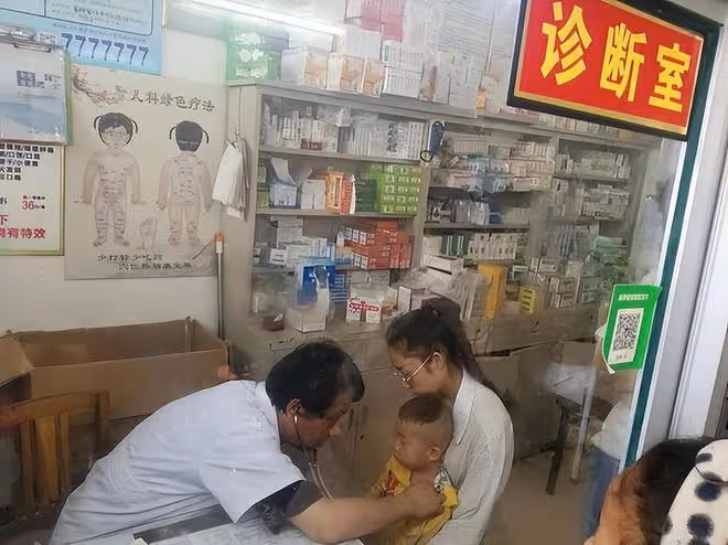 回顧男童天生擁有藍眼,夜晚看東西如同白天,檢查結果讓全家沉默