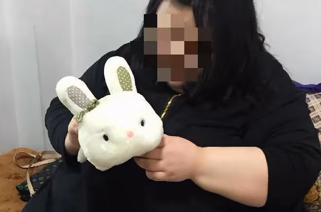 回顧重慶一男子拚命將老婆養胖,2年後妻子甜蜜去世,丈夫卻笑了