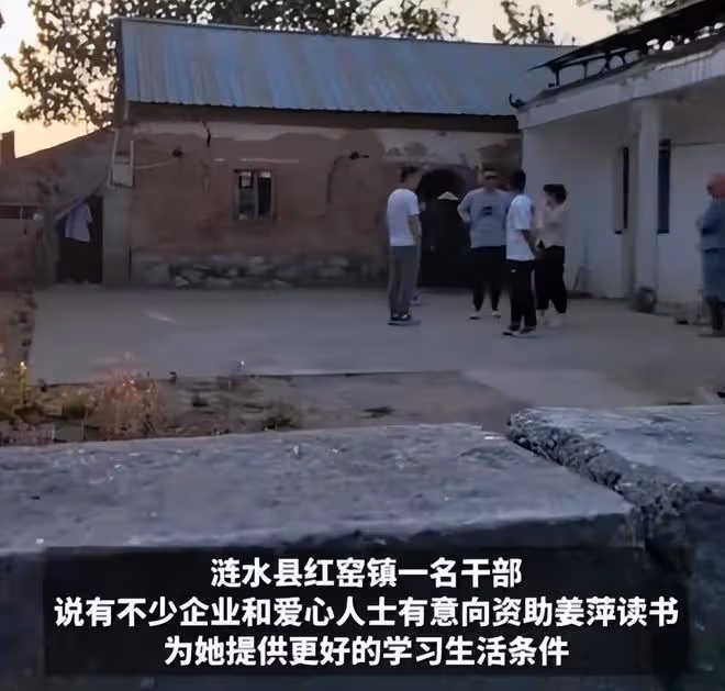 姜萍爸媽回家播種,用實際行動支持女兒,懶理外界傳聞的作弊風波