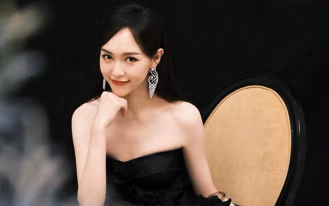 唐嫣官宣新劇《獨身女人》,頂配班底加盟,轉型之作引期待!