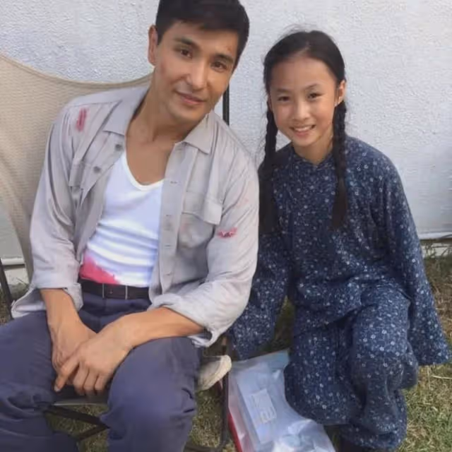 TVB小花中學畢業成績第一！大曬清純美照！露出校花級笑容
