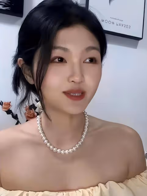 大S模仿者去深圳麻六記,被當眾趕出去,情緒低落被迫打道回府!