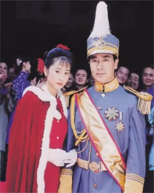 她是最乾淨的女演員,與小丈夫結婚18年零緋聞,把婆婆當親媽對待
