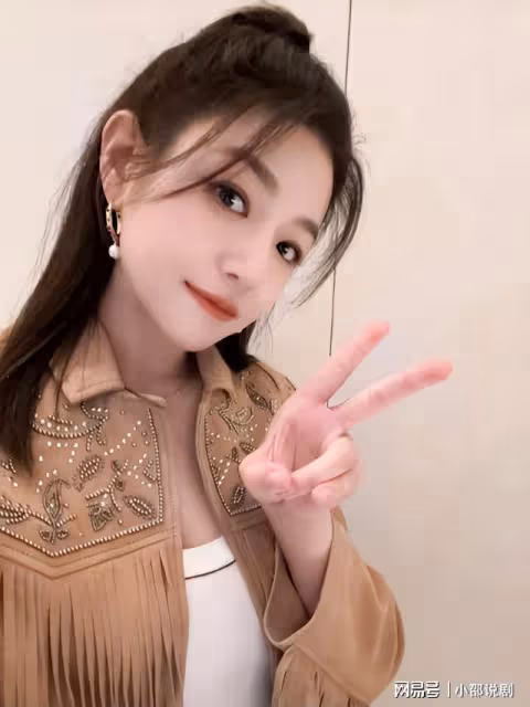 和陳曉婚變是真的嗎?陳妍希現身「雙頰浮腫」疑似哭過?