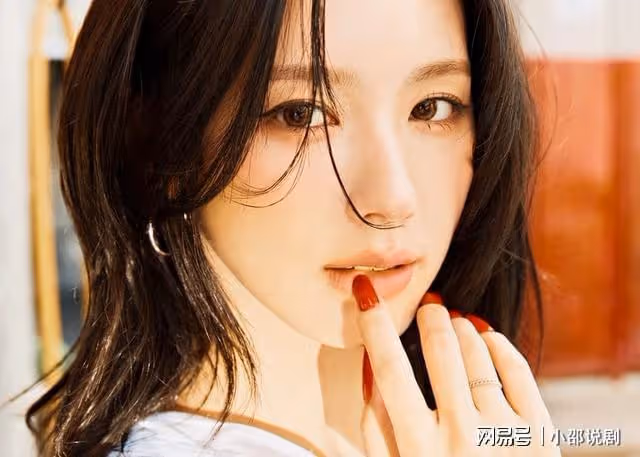 (G)I-DLE舒華破格穿唇環!全員上衣透明辣露內衣,粉驚:辣妹過招