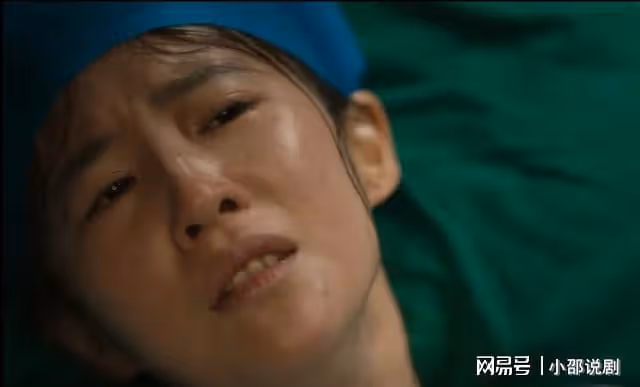 玫瑰的故事:黃亦玫二胎遭流產,幕後真兇是莊國棟