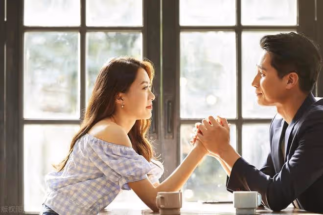 遠嫁女常受婆家人欺負,當她想選擇了結此生時突然清醒了