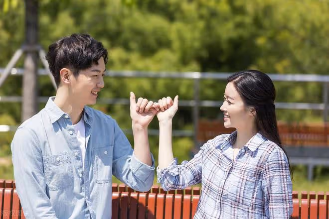 遠嫁女常受婆家人欺負,當她想選擇了結此生時突然清醒了