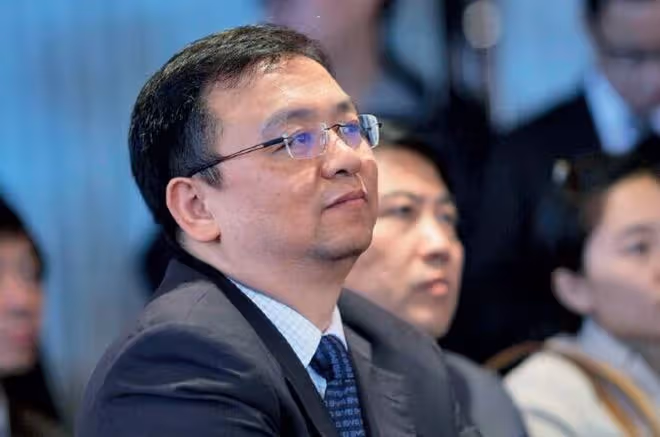 回顧王傳福：幼年父母雙亡，嫂子賣嫁妝交學費，如今身價百億報恩