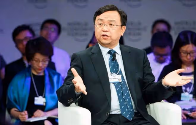 回顧王傳福:幼年父母雙亡,嫂子賣嫁妝交學費,如今身價百億報恩