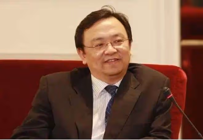 回顧王傳福：幼年父母雙亡，嫂子賣嫁妝交學費，如今身價百億報恩