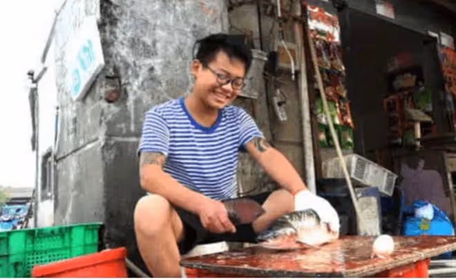 回顧:江蘇殺魚弟一夜爆紅,17歲喝下百草枯,最終卻因鬥毆獲刑