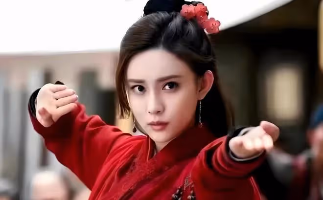 新射鵰:孟子義版梅超風絕美,和楊康cp感十足,開闢美艷妖婦賽道