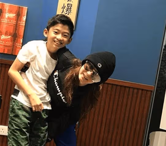 同為人母,王菲曾用7字評價張柏芝,張柏芝3字回應令網友稱讚!