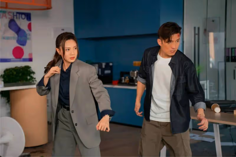 TVB港姐新劇與視帝演情侶，因《新聞女王》內心戲被監製看好