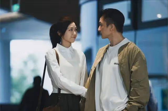TVB港姐新劇與視帝演情侶，因《新聞女王》內心戲被監製看好