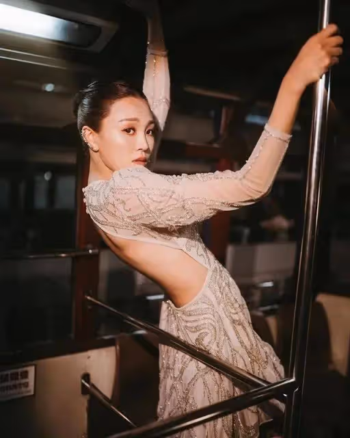 TVB離巢小花曝幫同事背黑鍋,並非遲到被雪藏,遲到的是另一位藝人