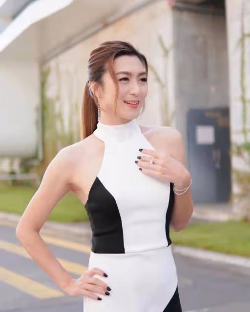 TVB視帝陳山聰突陷女星婚變輿論,被指與女方熊抱,本尊現身回應