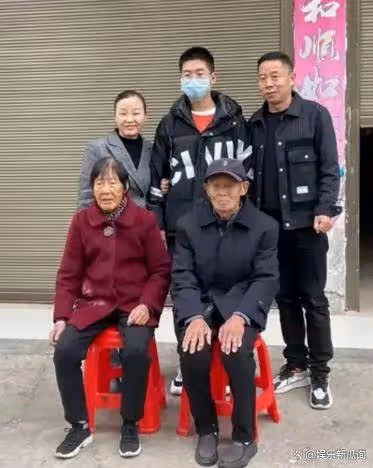 孫海洋父親去世,感恩提前找回孫卓,讓父親走時也算是沒有遺憾了