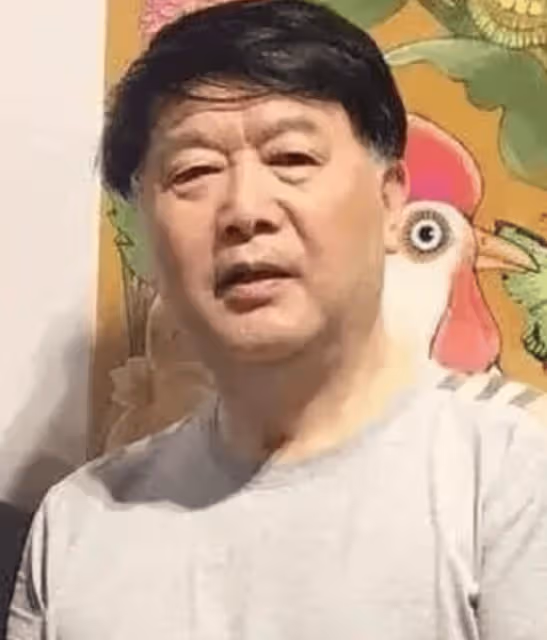46歲左小青的女兒高調亮相,出席電影首映禮,13歲高子淇長相難看引發熱議