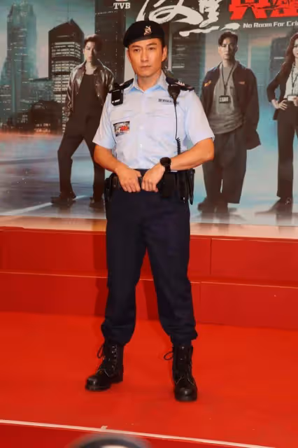 聽聞女星離婚感突然!TVB視帝傳當年被女方狂親激怒新郎,本人開腔回應