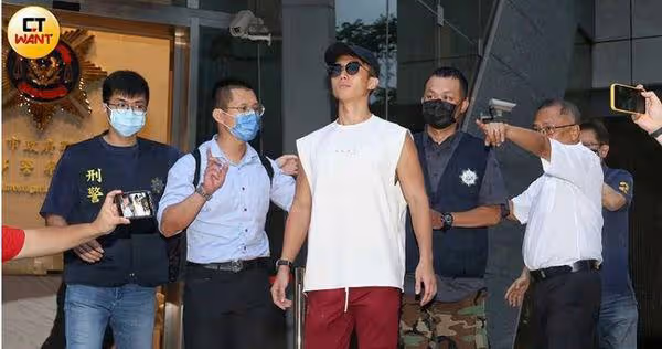 孫鵬救回婚姻「載狄鶯出門」 夫妻不良習慣被直擊…下車丟兩包