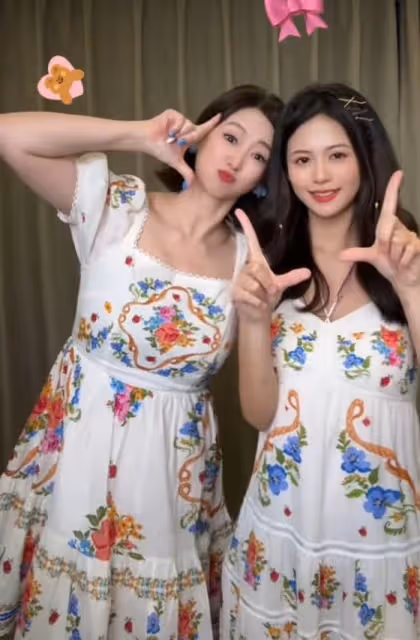 TVB前女星與16歲女兒跳舞!女兒高顏值受關注!網友大讚像兩姐妹