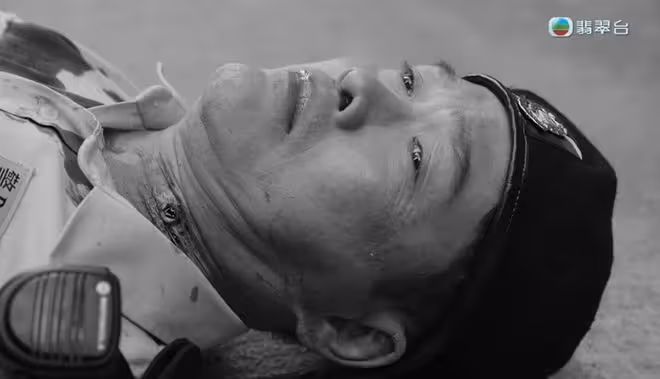 TVB警匪劇昨晚首播!2月離世男星剛出場即被一槍打中!