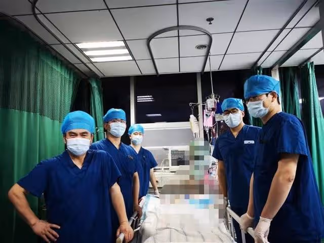 回顧:腦死亡少女捐獻器官,父母簽完協議書,主任:別捐我能救活