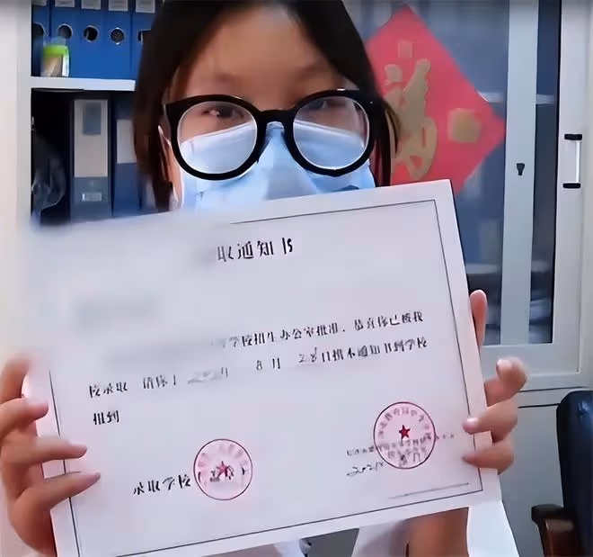 2009年男子割腎救妻,12年後查出雙腎仍在,謊言揭穿後下場如何