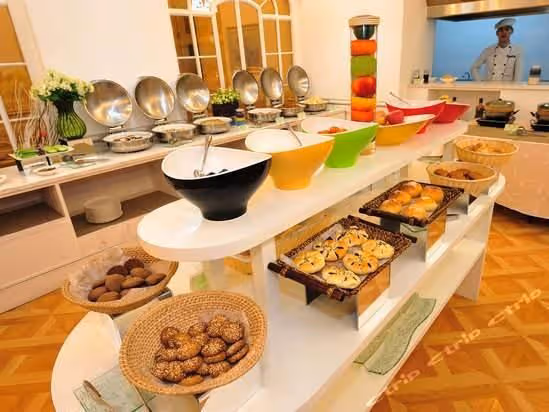 回顧:新型養老方式「酒店養老」,90歲奶奶親自體驗後,不想走了